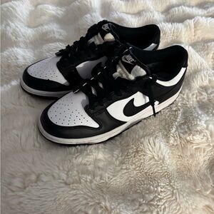 gs black & white dunk lows